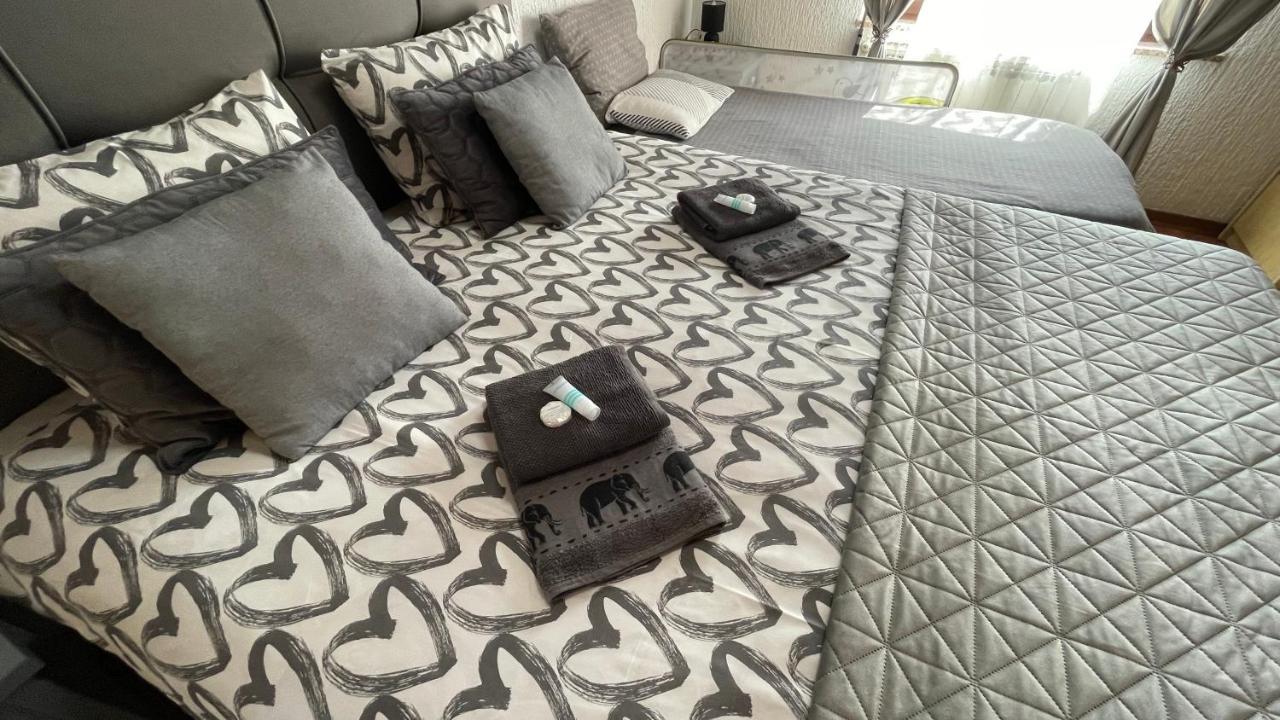 Lux Apartment Barbara Пореч Екстер'єр фото